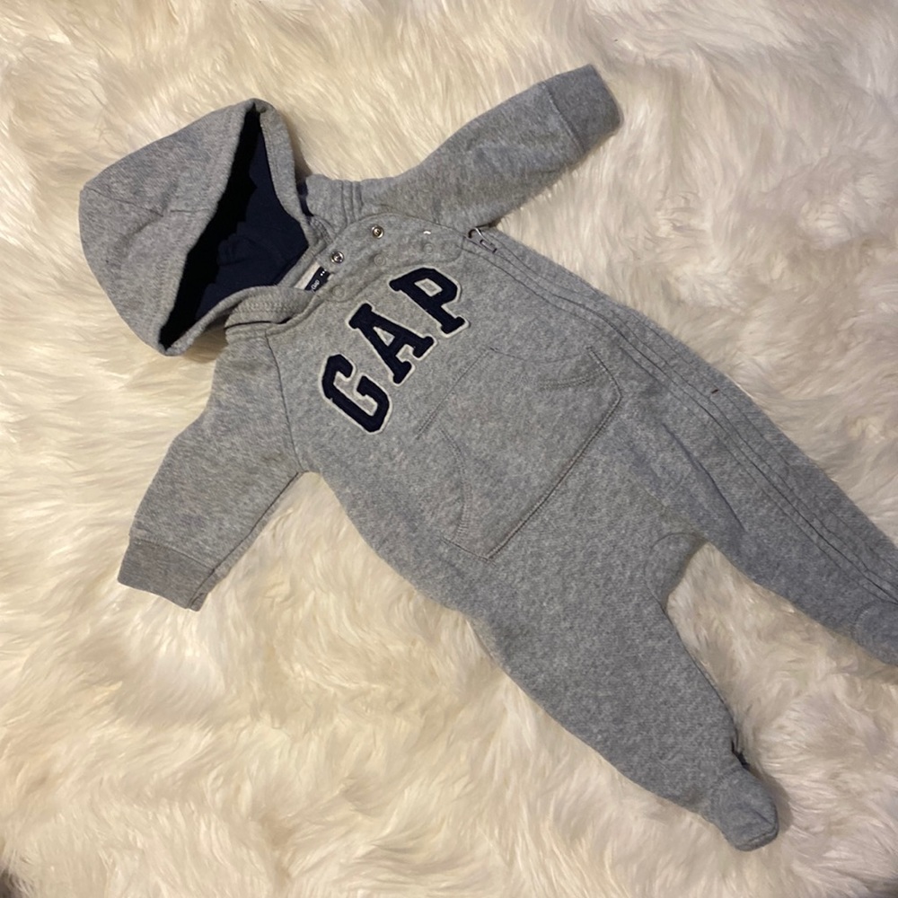 Baby Gap sweater onesie with footies Gray with Navy Blue Size 0-3mos